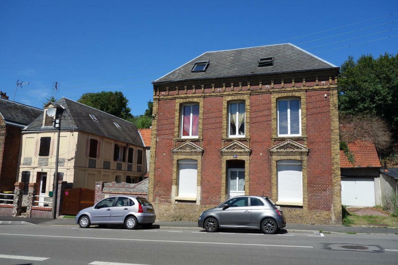 Le Studio D'Evelyne Dieppe Bagian luar foto